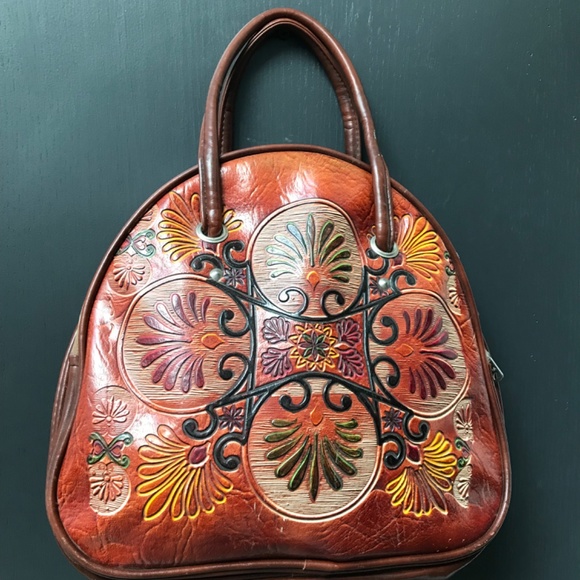 Embossed Vinyl Vintage Southwest Floral Painted Purse with Ball Clasp - Picture 2 of 6